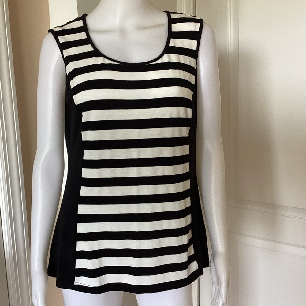 Essentials by Milano Black and White Striped Tank Top
